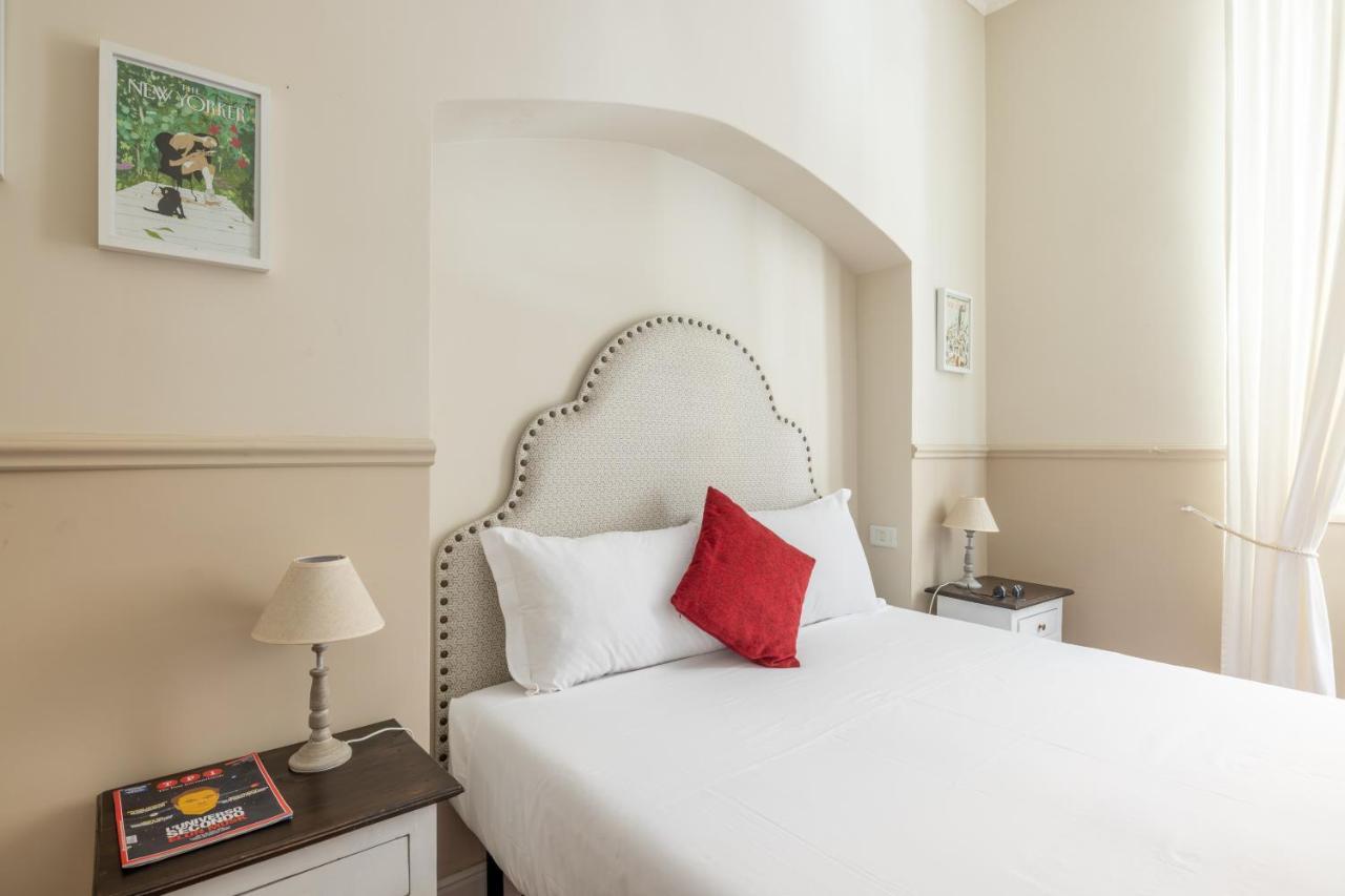Charming Apartment With Patio A Few Steps From Colosseum Экстерьер фото
